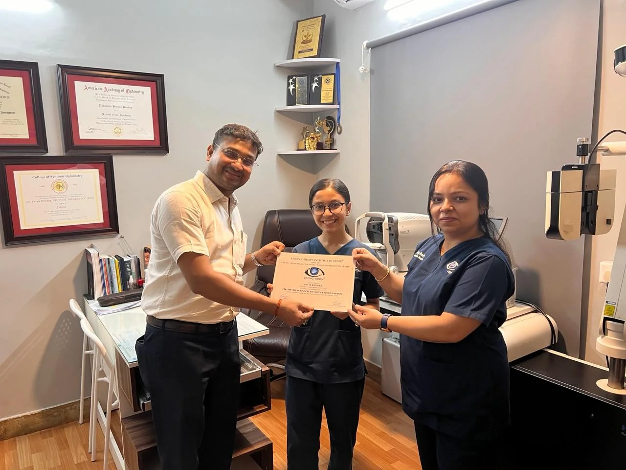 Optom. Smita Kumar receiving Fellowship in Binocular Vision at Vision Therapy Institute